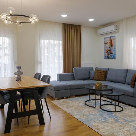 Magnificent Riviera Residence Vipgreece Atenas Exterior foto